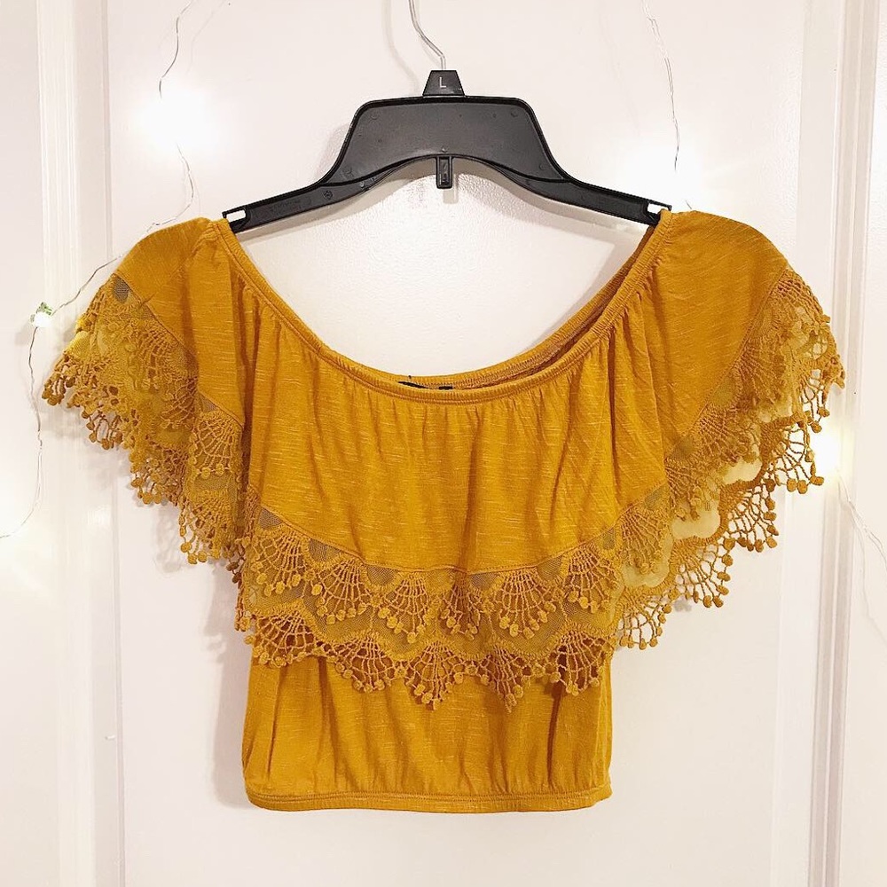 FOREVER21 Goldenrod Cold-Shoulder Crop